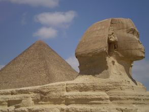 spirituele reis Egypte- Sfinx voor de piramides in Gizeh